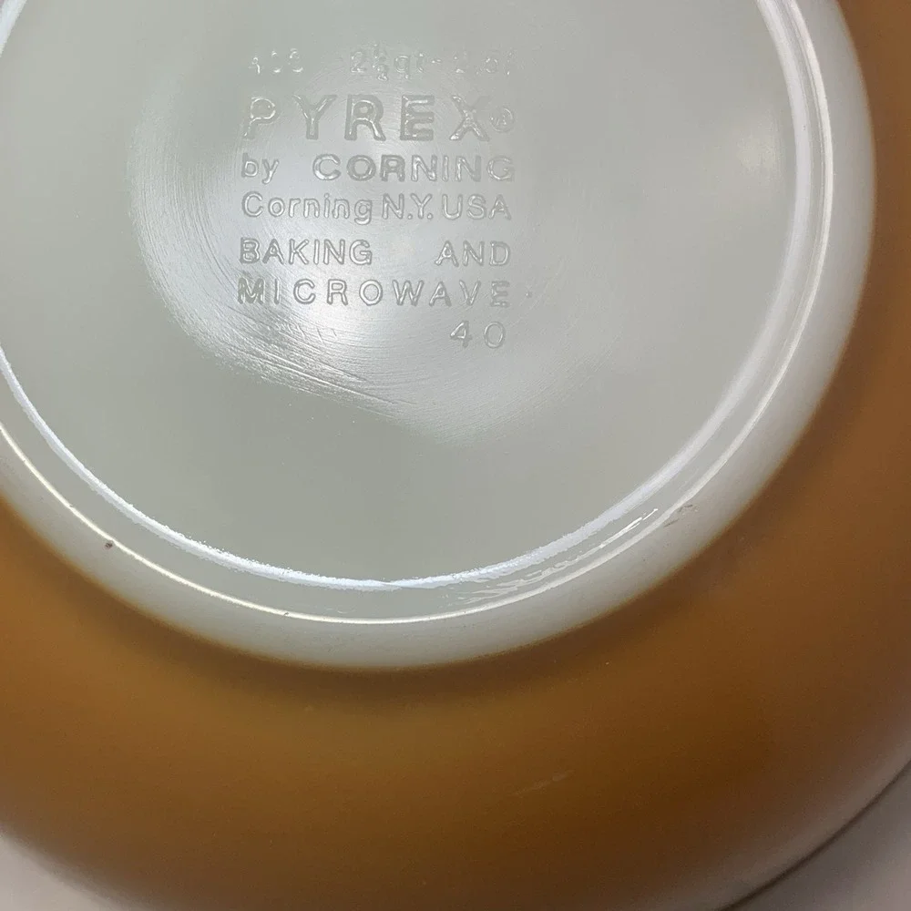 Pyrex #403 old